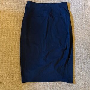 Elegant Black Pencil Skirt